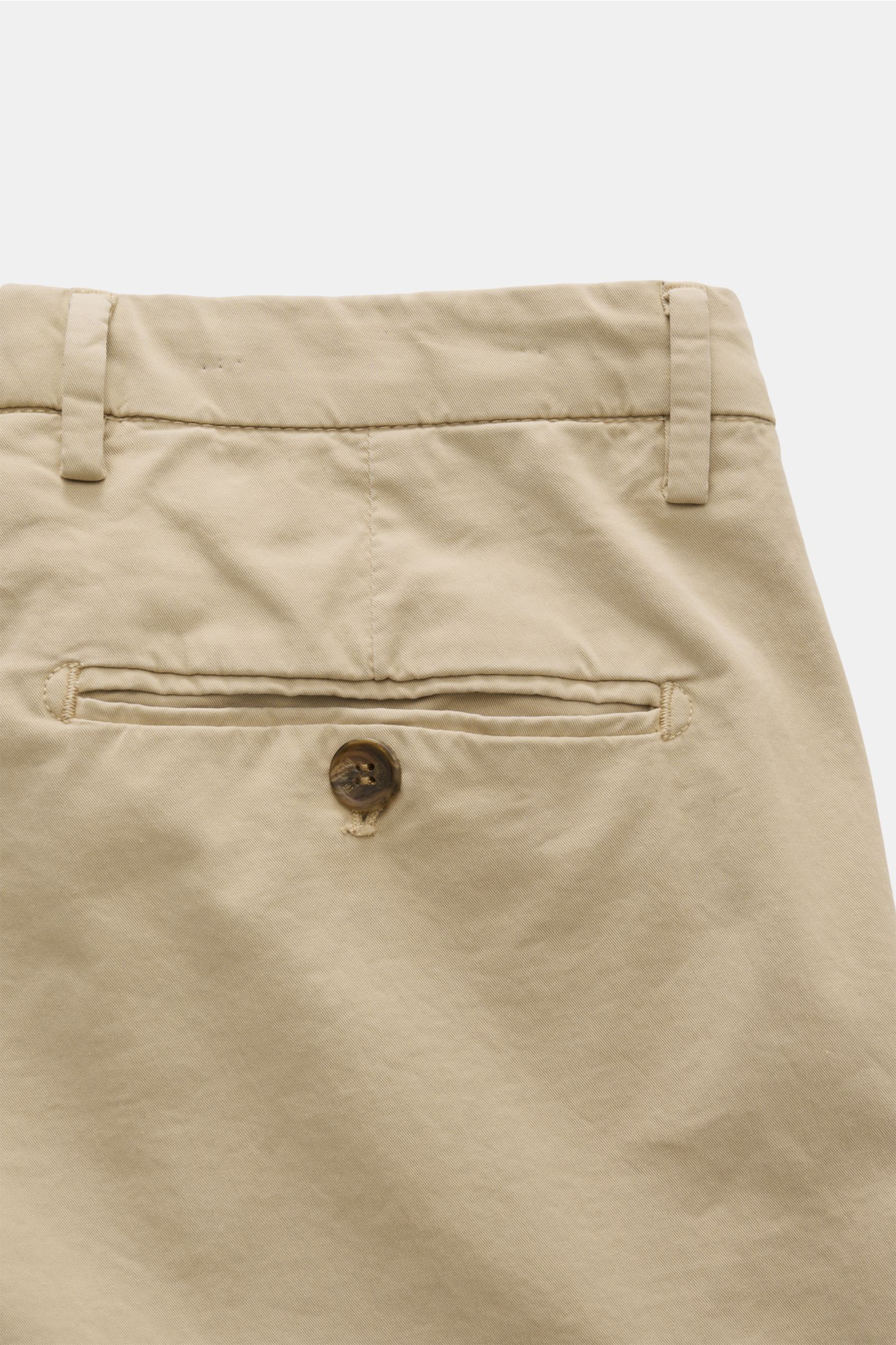 Briglia 1949 Shorts 'Garda' sand, Rückansicht, Twill aus elastischer Baumwolle, Gesäßtaschen mit Knopf, weicher Griff, Regular Fit.
