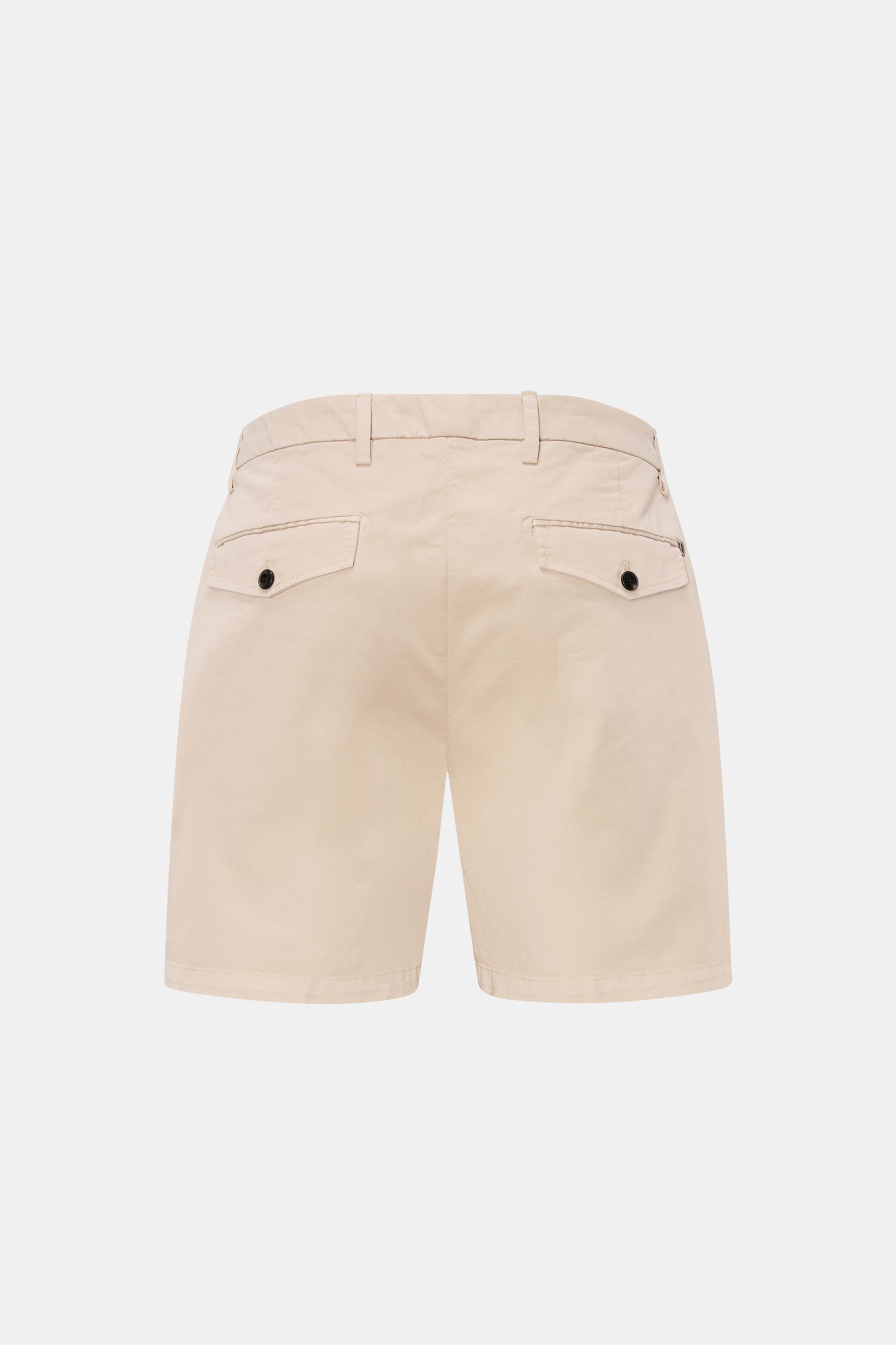 Dondup Shorts 'Manheim' beige, Rückansicht, aus elastischer Baumwolle, Regular Fit, hohe Leibhöhe, französische Taschen, Gesäßtaschen mit Patte und Knopf, Metall-Initial.