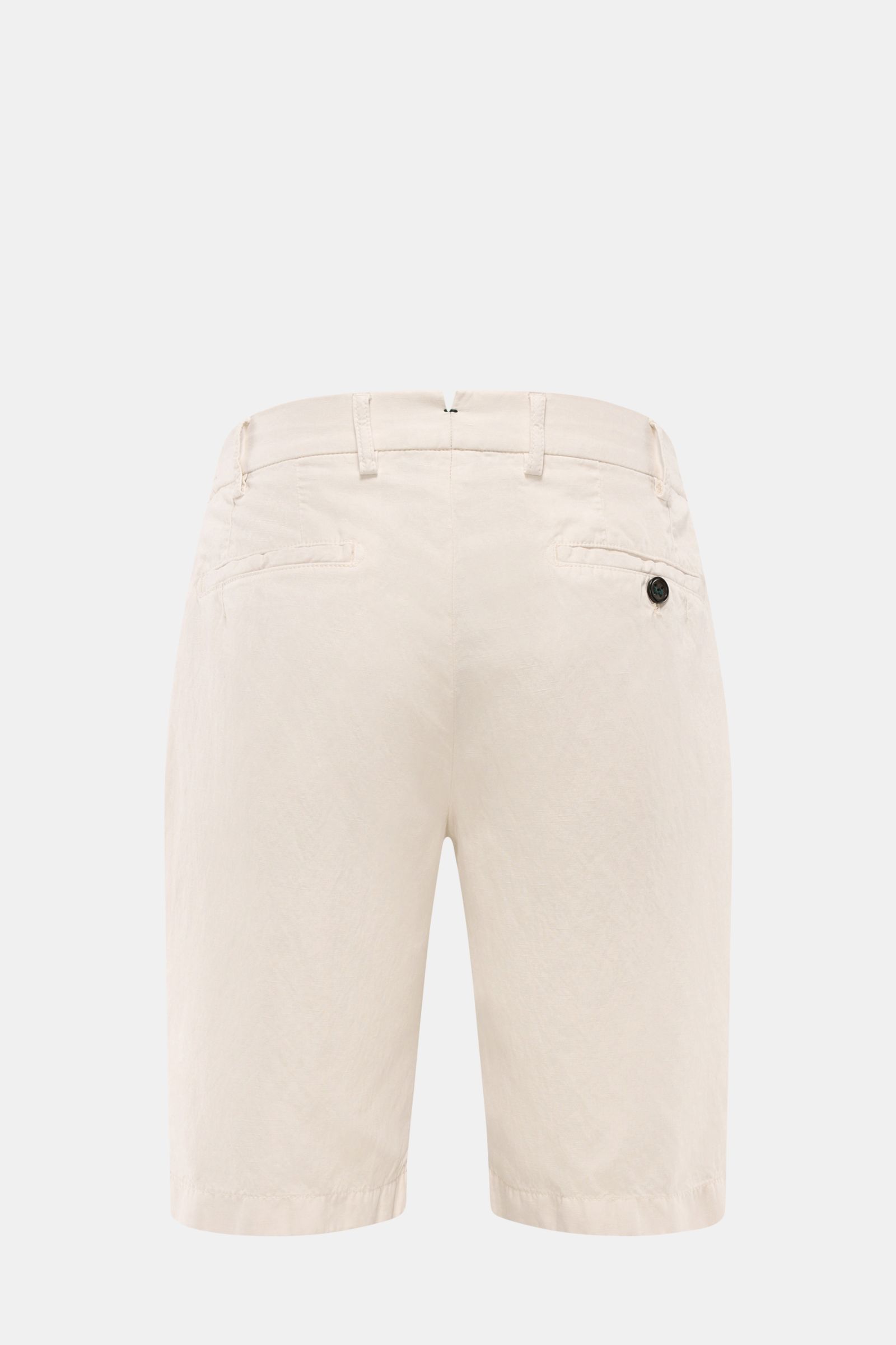 Berwich Bermudas 'Elax' sand shown from the back, comfortable Bermudas in lyocell and linen blend, soft feel, regular fit, zip and waist button, partially elasticated waistband, French pockets, hip pockets on the seat. 

With the model 'Elax', BERWICH 