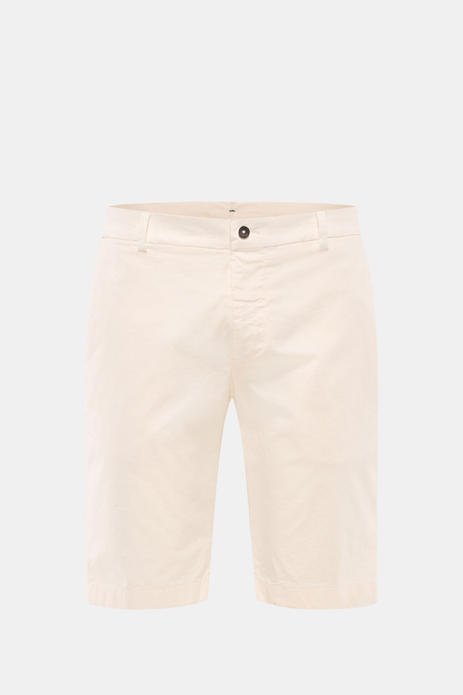 Front view of Berwich Bermudas 'Elax' cream, elasticated cotton, soft feel, regular fit, zip and waist button, partially elasticated waistband.

Description: With the model 'Elax', BERWICH presents a pair of comfortable Bermudas in slightly stretchy co
