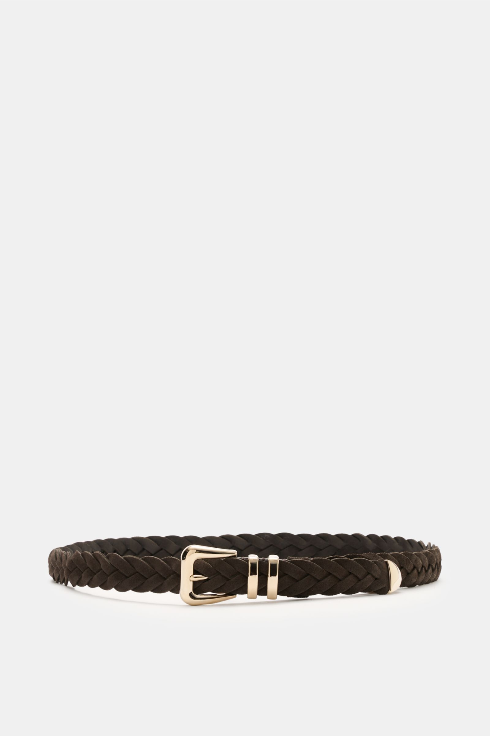 Brunello Cucinelli Flechtgürtel dunkelbraun aus edlem Veloursleder, goldfarbener Schnalle, zwei Durchzugschlaufen, stufenlos verstellbar, seitliche Perspektive.