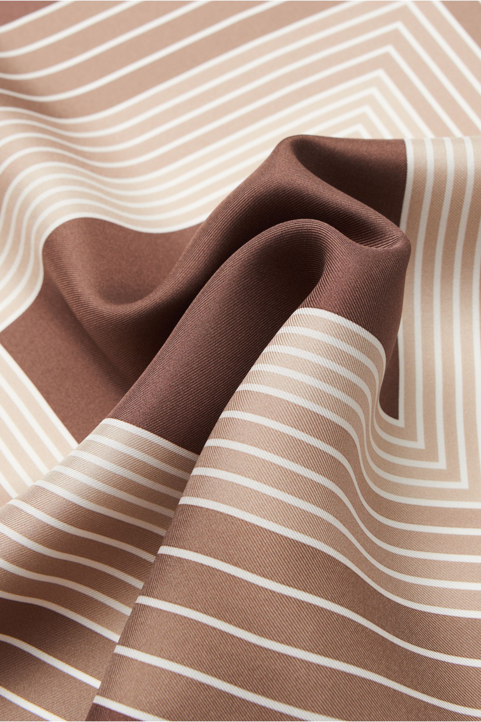 Tom Ford Pocket square blue patterned