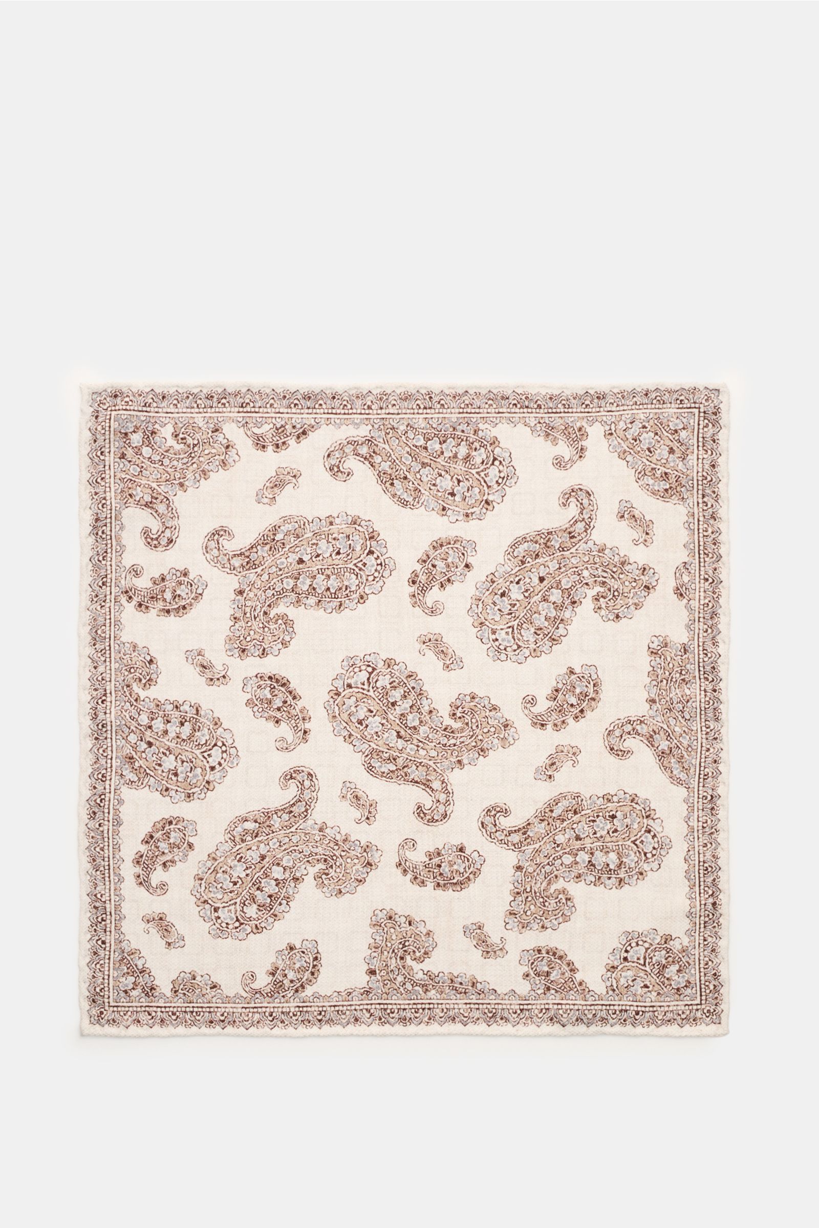 Rosi Collection Seiden-Einstecktuch 'Easy' sand/braun/hellgrau gemustert, reine Seide, Paisley-Muster, rollierte Kanten, 31x31 cm, flach, Vorderseite sichtbar.