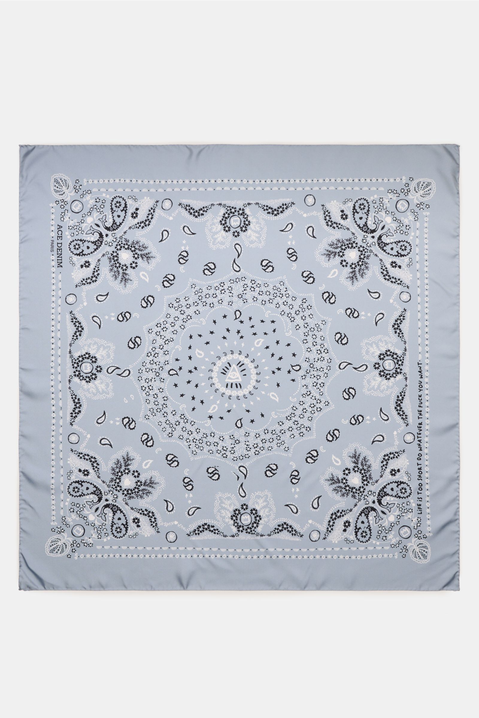 Top view of the Ace Denim Silk scarf smoky blue/black/white patterned with paisley design, showcasing its soft pure silk fabric in a 90x90 cm square.

Eye-catching for the warm season: The ACE DENIM silk scarf in a bandana design is a casual statement 