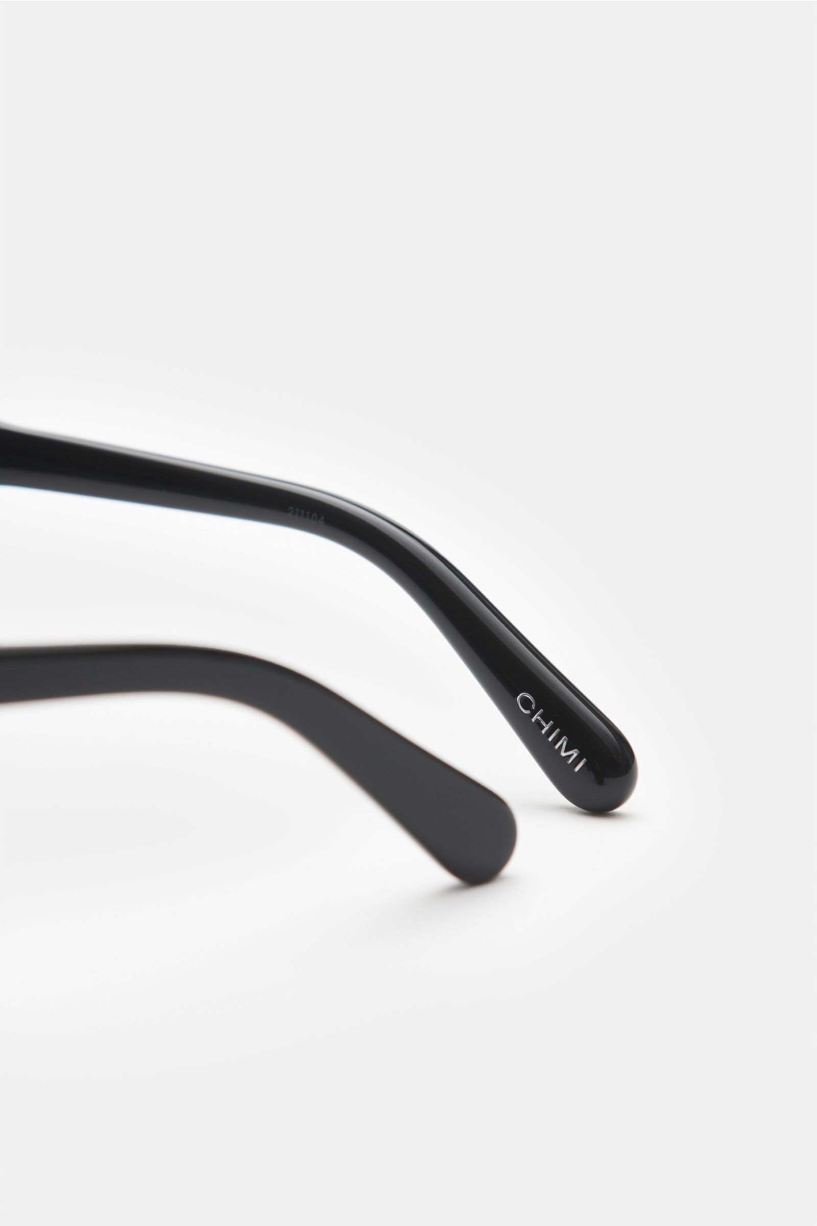 Chimi Sunglasses '04' black/dark grey