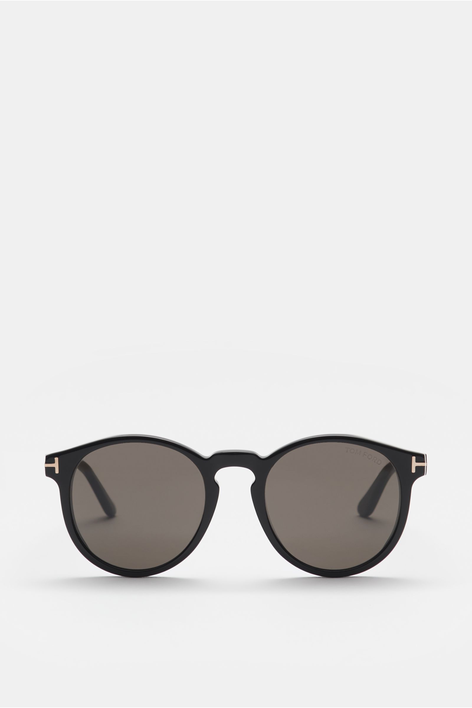 Tom Ford Sonnenbrille 'Ian' schwarz/grau, frontal fotografiert, Acetat-Rahmen, klassische Notched-Bridge, getönte Gläser, UV-Schutz, Samt-Hartschalenetui.