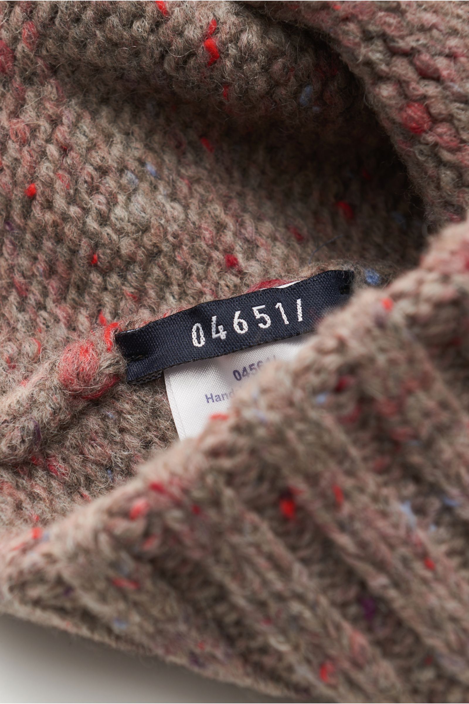 04651/ A trip in a bag Mütze taupe/rot meliert