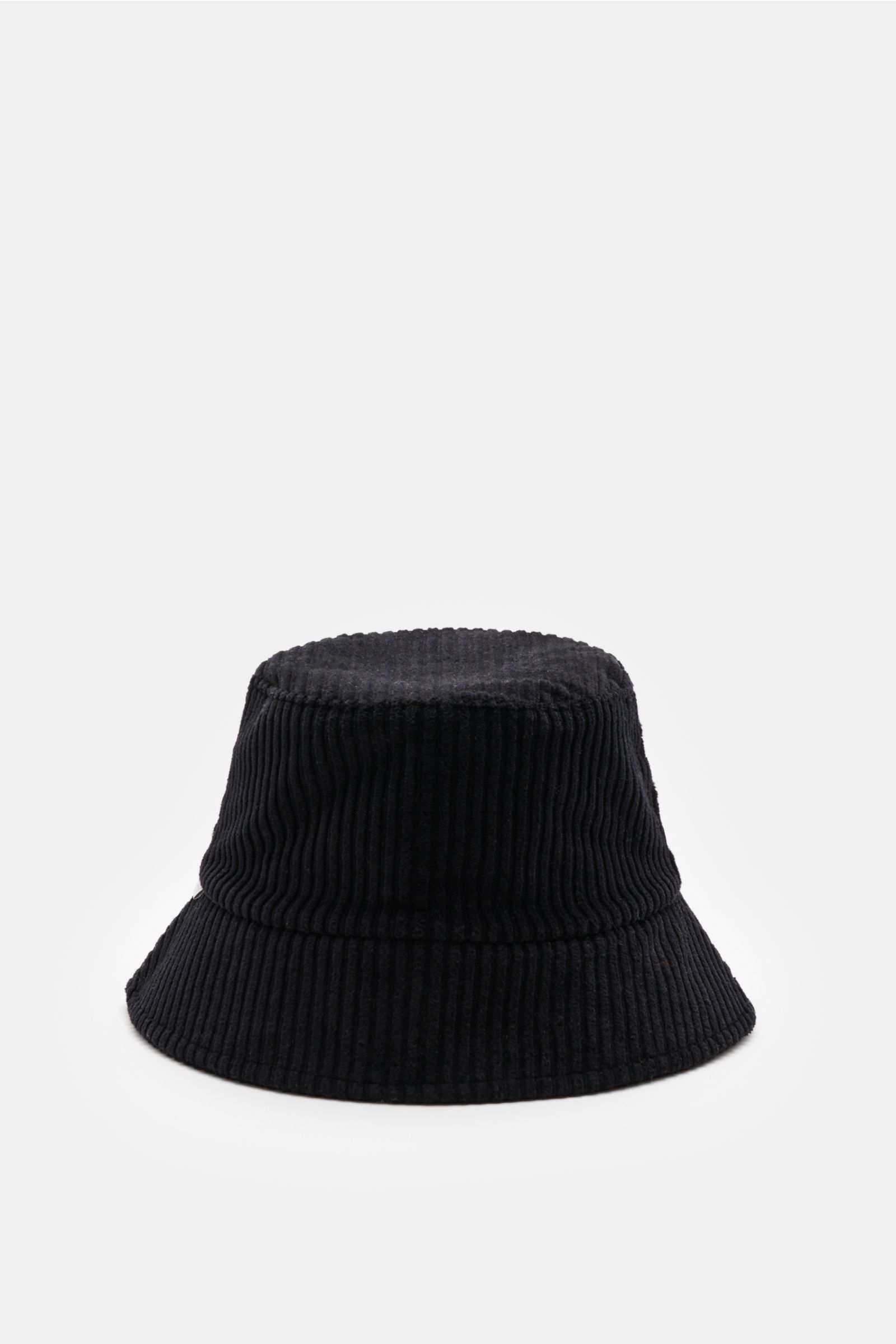 04651/ A trip in a bag Cord Bucket Hat navy aus softem Baumwoll-Cord mit schmaler Krempe und Fleece-Futter, frontal fotografiert.