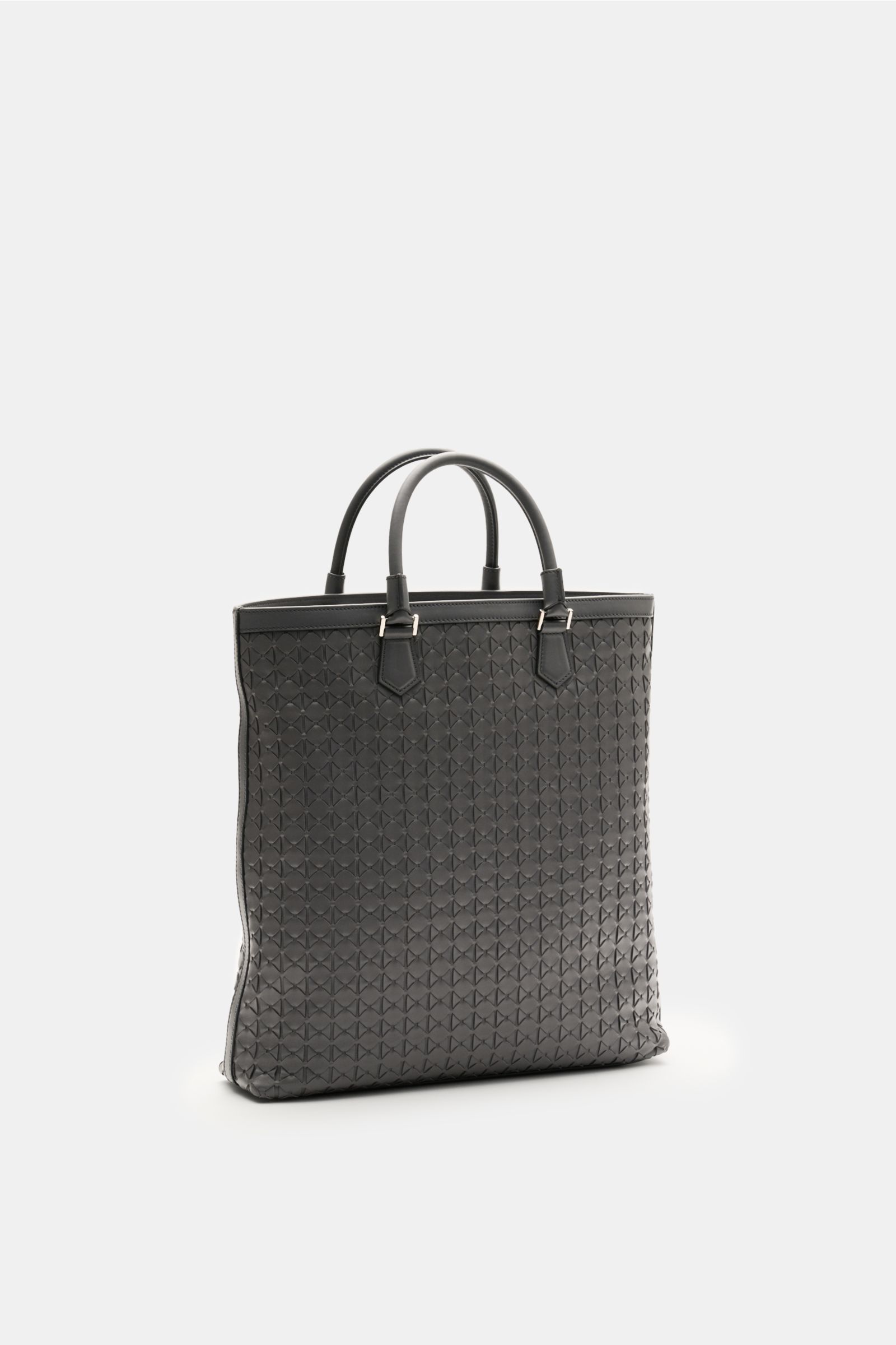 Serapian Tote Bag dunkelgrau shown from a front-side angle, featuring handwoven Mosaico leather, silver hardware, sturdy handles, shoulder strap, open main compartment, two inner pockets, and laptop compartment, measuring approx. 39x38x8 cm.