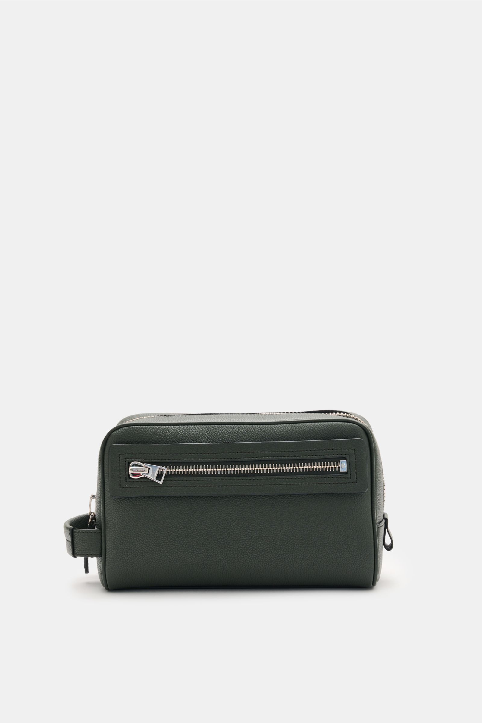 Front view of Tom Ford Necessaire dunkelgrün in grained calf leather with silver XL hardware and zipper pocket, elegant design.

Dieses edle Necessaire von 