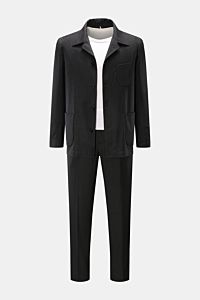 Santaniello Anzug dunkelgrau meliert, frontale Ansicht, legeres Overshirt-Sakko mit Knöpfen, Brust- und Taschen, schmal zulaufende Hose, Regular Fit.