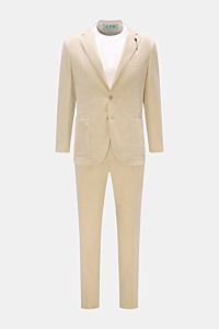Front view of the Santaniello Anzug sand, a slim fit suit in soft pure cotton twill with a two-button jacket and tapered trousers.