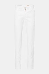 Jacob Cohen Chino 'Bobby' weiß, frontale Aufnahme, schmal zulaufend, Baumwoll-Twill mit Stretch, Slim Fit, niedrige Bundhöhe, französische Taschen.