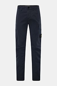 Stone Island Cargohose navy aus weichem Baumwoll-Twill, slim fit mit elastischer Qualität, Cargo- und französischen Taschen, Frontansicht.