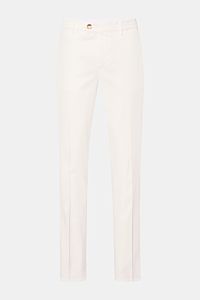 Front view of Brunello Cucinelli Chino 'Italian Fit' offwhite, a versatile classic in elastic cotton twill with fine twill texture, soft feel, garment dyed, regular fit, tapered cut, short length, zip and button closure, French pockets, small watch pocket