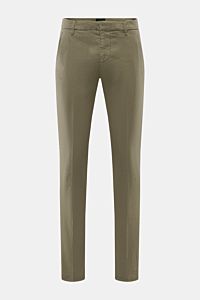 Front view of Dondup Hose 'Gaubert' khaki slim fit pants made from a linen and lyocell mix with elastic quality for smart casual comfort.

Description: Smart Casual mit Komfort: Die Hose 'Gaubert' von DONDUP kombiniert klare Schnittführung mit elastisc