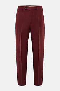 Front view of Berwich Leinenhose 'Chiaia' bordeaux linen trousers with tapered fit, herringbone texture, button closure, and ankle length.

Sommerliche Leichtigkeit verspricht die Hose 'Chiaia' von BERWICH aus reinem Leinen – die materialtypische Hapti