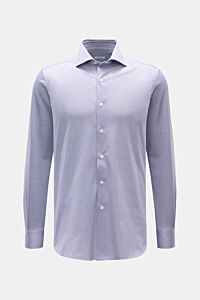 Frontal fotografiertes Fray Piqué-Hemd Haifisch-Kragen 'Lione Cucitura' graublau meliert, Slim Fit, reine Baumwolle, klassischer Saum.