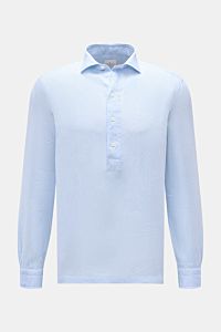 Giampaolo Leinen Popover-Hemd Haifisch-Kragen hellblau, frontal fotografiert, aus reinem Leinen, Regular Fit, Perlmuttknöpfe, Sportmanschette, leichte Struktur, kurz geschlitzter Saum.