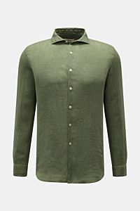 Altea Leinenhemd 'Mercer' Haifisch-Kragen grün, frontale Ansicht, reine Leinen-Gaze, Slim Fit, weicher Griff, leichte Sommerqualität.