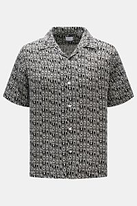 04651/ A trip in a bag Leinen-Kurzarmhemd Kubanischer Kragen schwarz/weiß gemustert