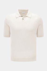 Front view of Iris von Arnim Kurzarm-Strickpolo 'Pavion' offwhite, a luxurious knit polo with a classic collar, two-button placket, soft cashmere-silk blend, regular fit, and short sleeves. Luxuriöser Allrounder: Das edle Strickpolo von IRIS VON ARNIM 