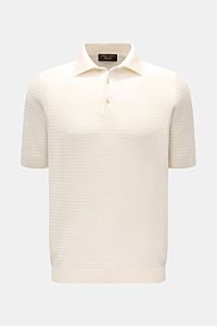 Front view of Filippo de Laurentiis Kurzarm-Strickpolo offwhite, a slim fit short-sleeve polo with fine textured knit, three-button placket, knitted collar, ribbed cuffs, and made of pure cotton. Darf es etwas neues sein? FILIPPO DE LAURENTIIS präsenti