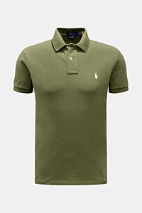 Front view of Polo Ralph Lauren Polo shirt olive in pure cotton piqué, slim fit with two-button placket and signature logo stitching. The classic among polo shirts since 1972: The iconic pure cotton piqué model with the famous polo rider stitching on the 