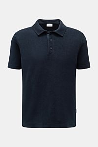 Frontale Nahaufnahme des navy 04651/ A trip in a bag Frottee-Poloshirt 'Terry Polo' aus reiner Baumwolle mit Polokragen, Knopfleiste, Regular Fit.