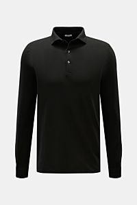 Gran Sasso Jersey Longsleeve-Poloshirt schwarz, frontal fotografiert, Slim Fit aus Baumwoll-Jersey mit Haifischkragen, Drei-Knopf-Leiste, Sportmanschette, Saumschlitzen.