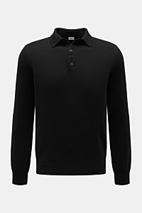 von Braun Cashmere Strickpolo schwarz in Slim Fit, frontale Ansicht, reiner weicher Cashmere, feines Strickbild, Polokragen, Drei-Knopf-Leiste, elastische Rippbündchen.