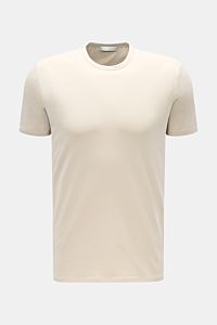 Kiefermann Rundhals-T-Shirt 'Lehon' sand, frontal fotografiert, aus softer Baumwolle, elastischer Qualität, weichem Griff, Extra Slim Fit, Rundhalsausschnitt.