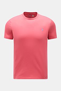 Front view of Polo Ralph Lauren Crew neck T-shirt light red in extra slim fit with soft pure cotton jersey and signature logo stitching.

A sporty classic: This soft T-shirt in pure cotton by POLO RALPH LAUREN combines the iconic logo stitching with a 