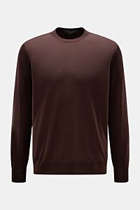 Front view of Filippo de Laurentiis Crew neck jumper dark brown, a slim fit, fine knit jumper made from a silk-cashmere blend with a very soft feel, crew neck, and comfortable ribbed bands. Summery knitwear: With this jumper in a fine silk-cashmere blend,