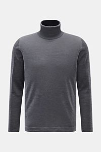 Front view of 04651/ A trip in a bag Merino Rollkragenpullover grau meliert, a slim-fit grey melange turtleneck sweater in soft pure merino wool with fine knit, ribbed collar, and short hem slits. 

Zeitloser Komfort für coole Layerings: Der Rollkragen