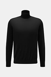 von Braun Merino Rollkragenpullover schwarz, Slim Fit, aus reiner Merinowolle, sehr feines Strickbild, anliegender Rollkragen, flexible Rippbündchen, frontale Aufnahme vor hellem Hintergrund.