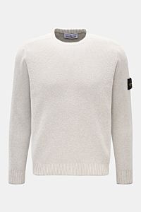 Stone Island Rundhalspullover offwhite, frontale Ansicht, Rippstrick aus Loop-Garn, Slim Fit, Baumwoll-Microfaser-Mix, Kompass-Badge am Oberarm.