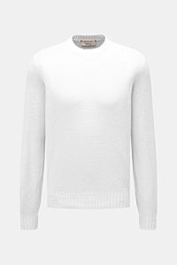 Fioroni Rundhalspullover weiß, Slim Fit, aus reiner Baumwolle, mittelfeines Strickbild, weicher Griff, flexible Rippbündchen, frontale Perspektive.