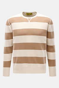 B.F. Knitwear Rundhalspullover hellbraun/creme gestreift, Slim Fit, feiner Sommerstrick, reine Baumwolle, Rundhalsausschnitt, elastische Bündchen, frontale Aufnahme.