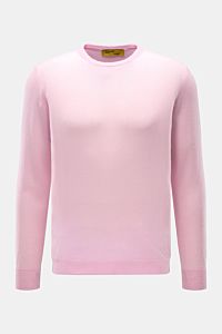Front view of B.F. Knitwear Cashmere crew neck jumper rose, lightweight summer cashmere, pure cashmere, soft feel, fine airy knit, slim fit, crew neck, elasticated rib knit bands. Lightweight summer cashmere from knitwear experts B.F. KNITWEAR: enhance
