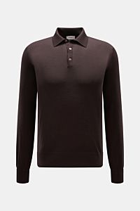 Agnona Strickpolo dunkelbraun, slim fit, feines Strickbild, reine Wolle, hoch schließender Kragen mit Drei-Knopf-Leiste, Rippbündchen, Frontalansicht.