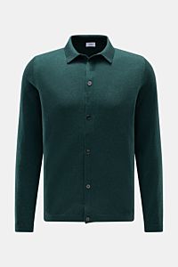 von Braun Cashmere Strickhemd dunkelgrün, frontal fotografiert, Slim Fit, reiner Cashmere, weicher Griff, feines Strickbild, glatte Knopfleiste, klassischer Umlegekragen, Rippbündchen, luxuriöses Winter-Essential.