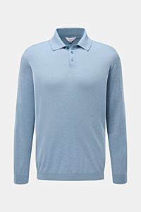 Front view of Malo Knit polo smoky blue, a soft knit polo made of fine cashmere and silk fabric with a slim fit, dress-shirt collar, three-button placket, and ribbed bands.

An everyday essential: This soft knit polo by MALO is made of fine fabric in c