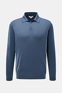 Front view of Malo Knit polo grey-blue in fine, soft cashmere and silk blend with dress-shirt collar and three-button placket.

An everyday essential: This soft knit polo by MALO is made of fine fabric in cashmere and silk – a stylish piece for classic