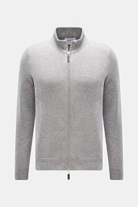 FTC Cashmere Strickjacke grau meliert, frontal fotografiert, Slim Fit mit verdecktem Zwei-Wege-Reißverschluss, geripptem Stehkragen, Leder-Logo am Zipper, aus reiner Fair-Trade-Cashmere, OEKO-TEX® zertifiziert, sehr weich und fein gestrickt.