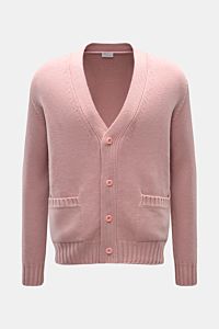 Vorderansicht des 04651/ A trip in a bag Cardigan 'Foggy' altrosa aus reiner Wolle mit V-Ausschnitt, Knopfleiste, Taschen und Rippbündchen.