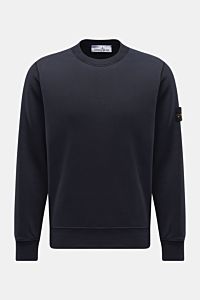 Stone Island Rundhals-Sweatshirt 'Basic Sweat' navy, frontale Ansicht, Regular Fit, reine Baumwolle, weicher Griff, Rippbündchen, Kompass-Badge am Oberarm.
