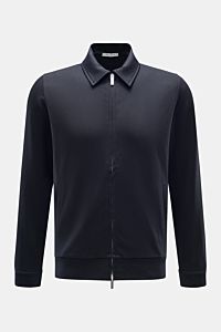 Front view of Stefan Brandt Sweatjacke 'Alek' navy, a slim fit sweat jacket made from soft, lightweight Pima cotton with silver two-way zipper, collar, cuffed sleeves, and angled welt pockets. Spürbarer Komfort auf höchstem Niveau: Selbst ein Essential wi