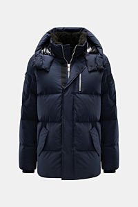 Front view of Moose Knuckles Daunenjacke 'Everest 3Q' navy down jacket with detachable hood, fur collar, two-way zipper, and angled pockets, offering top comfort and warmth to -20°C, made of cotton and microfiber blend, wind and water resistant, with meta