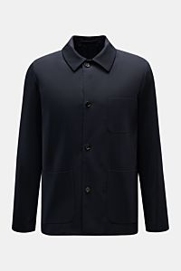 Front view of Lardini Jacke 'Pastone' navy, a slim fit jacket in pure virgin wool with smooth texture, four-button placket, turn-down collar, three front pockets, smooth lining, and two inner pockets, a timeless transitional piece with Italian elegance.
